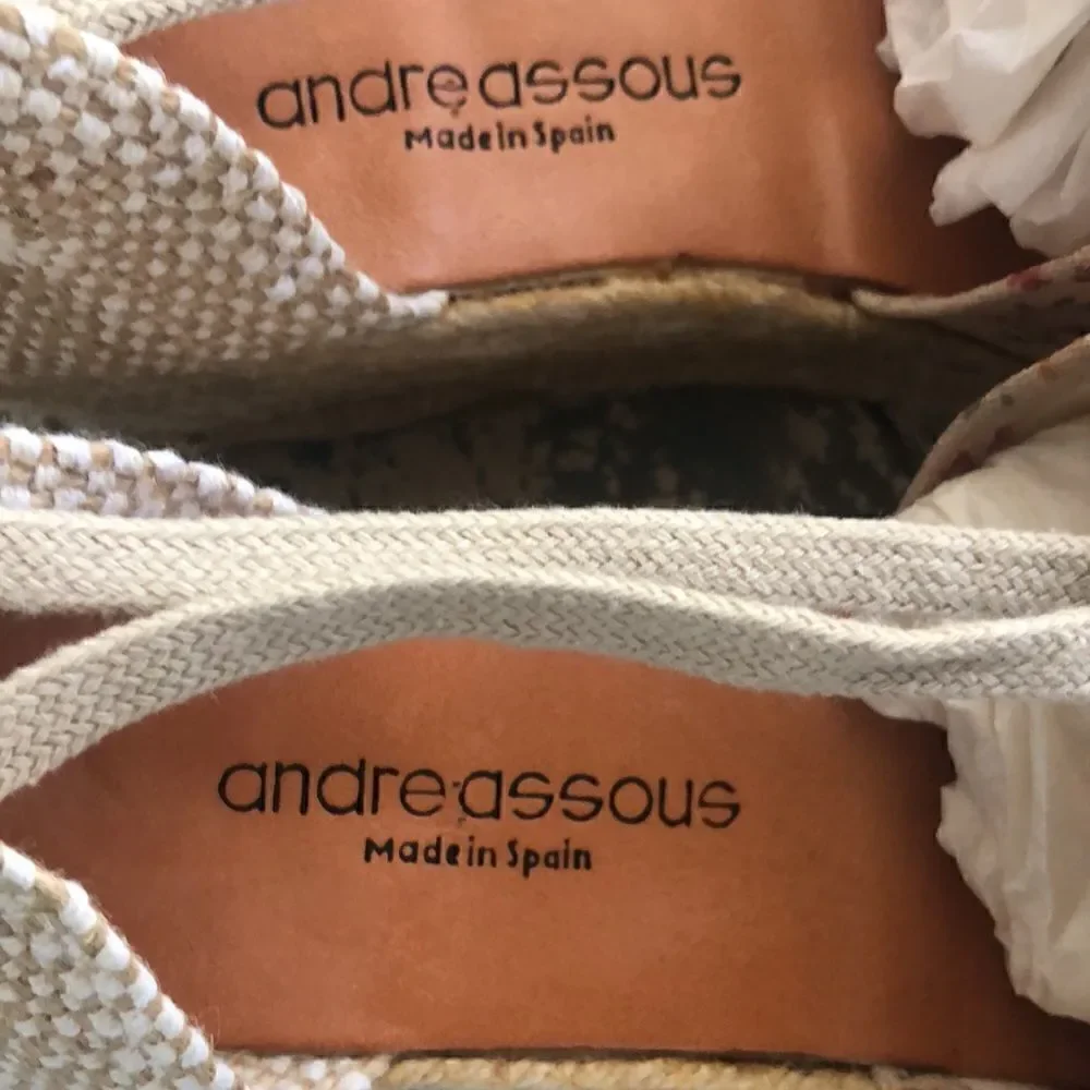 Andre Asous Woven Natural Floral Design Canvas Espadrille Shoes NWOT